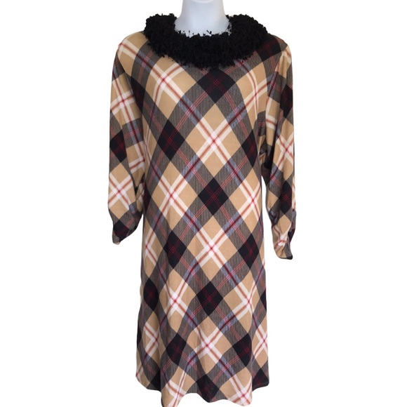 Robert Louis Plaid Sweater Dress & Infinity Scarf Set Beige Black Size 3X - Picture 2 of 13